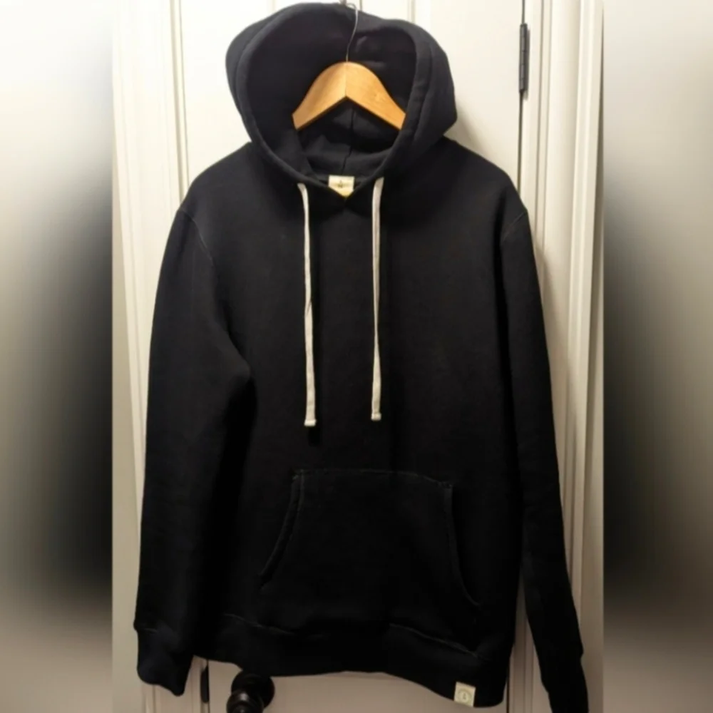Northbound Gear eco organic cotton black hoodie - Picture 2 of 6